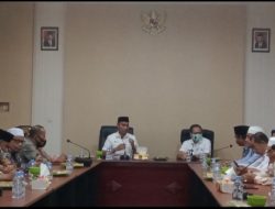 Pemda Halmahera Barat gelar rapat penentuan Hari Pelaksanaan Idul Adha, Rabu (6/7).
