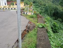 Longsor di Kantor Bupati Kepulauan Sula