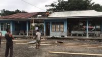 Ket Foto : Terminal Tipe A Mengwi, Kecamatan Malifut, Kabupaten Halmahera Utara dalam proses rehab.(beritadetik.id).