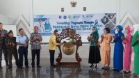 Pj Bupati Kabupaten Pulau Morotai, M Umar Ali melaunceng Posyandu Remaja dan pengukuhan Bunda Peduli Stunting 2022, (ul/beritadetik.id).