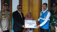 Nurain Muraji, Ibu Rumah Tangga Penerima Bantuan Pemanfaatan FABA dari PLTU Tidore Kepulauan.(Istimewa).