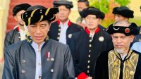 Presiden Joko Widodo dinobatkan sebagai Pangeran Bangsawan Keluarga Kesultanan Ternate, Rabu 28 September 2022.(Istimewa).