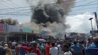 Kebakaran Pasar Galala, Kecamatan Oba Utara, Kota Tidore Kepulauan, Jumat pagi, 4 November 2022.(istimewa).