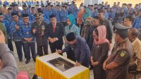 Bupati Aliong Mus saat meresmikan gedung baru Kantor Bupati Kabupaten Pulau Taliabu, Kamis 10 November 2022.(Istimewa).