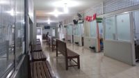 Ruang Poli RSUD CB Ternate tampak sepi akibat Puluhan Dokter Mogok Pelayanan, Senin 6 Maret 2023.(Foto : Ir/beritadetik.id).