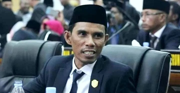 Ketua Serikat Pekerja Nasional (SPN) Kabupaten Halmahera Tengah, Hayun Maneke.(Foto : Istimewa).
