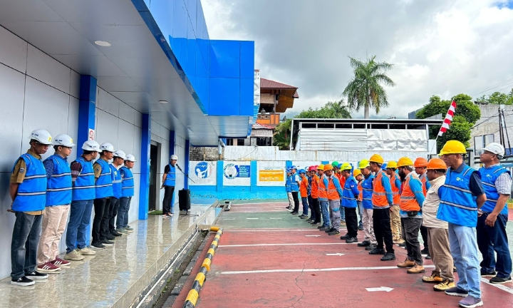 PLN UP3 Ternate siagakan personel dalam rangka menjaga dan ciptakan pelayanan listrik tanpa kedip saat kunjungan Wakil Presiden RI di Kota Ternate dan Tidore, Maluku Utara.