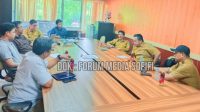 Rapat Bidang Cipta Karya Dinas PUPR Malut bersama konsultan di Kantor PUPR Malut, Senin 22 Mei 2023. (Dok : Forum Media Sofifi).
