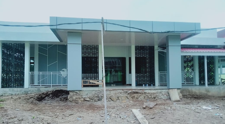 Proyek renovasi gedung Neonatal Intensive Care Unit atau NICU RSUD Jailolo.(Foto : Nia/Beritadetik.id).