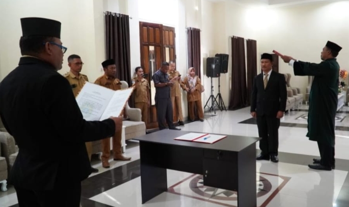 Pelantikan Pejabat Eselon II di kediaman Sekda Maluku Utara, Selasa 6 Juni 2023.(Istimewa).