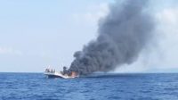 KM. Inka Mina Maritim 036 yang alami insiden kebakaran kapal di perairan antara Pulau Doko dan Kasiruta, Halmahera Selatan
