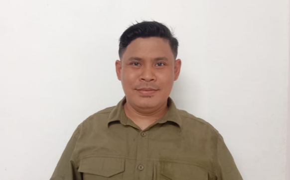 Plt, Inspektur Kepulauan Sula, Kamarudin Mahdi