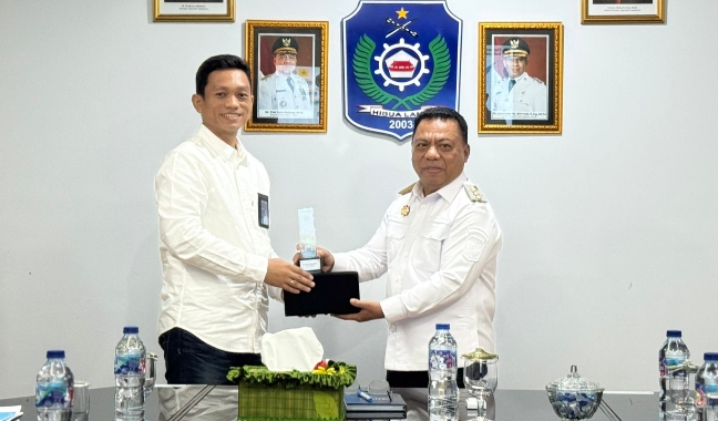 PLN UP3 Tobelo saat melakukan audiensi dengan Pemda Kabupaten Halmahera Utara.(Istimewa).