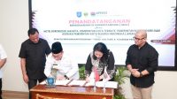 Penandatanganan Memorandum of Understanding (MoU) mempromosikan produk dan makanan khas, kesenian, UMKM khas Kota Ternate- Tidore di Hotel Borobudur Jakarta.