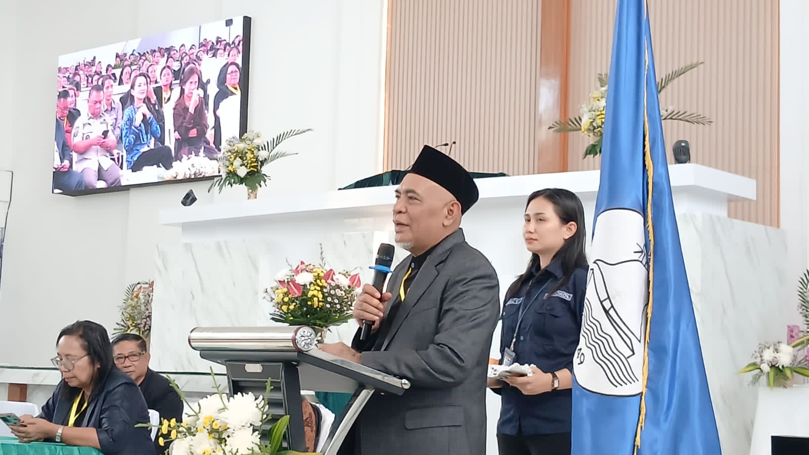 Ketua Sinode Gereja Masehi Injili di Halmahera (GMIH) Jalan Kemakmuran, Pdt. Dr. Demianus Ice, M.Th., menyampaikan sambutan.(Istimewa).