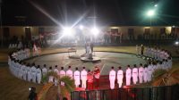 Wali Kota Ternate, Hi. M. Tauhid Soleman saat mengukuhkan pasukan paskibraka tahun 2026.(Foto : Alfian Hatari/beritadetik.id).
