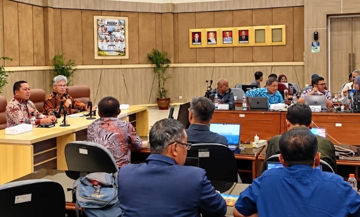 Sekretaris Daerah Kota Ternate, Rizal Marsaoly, memaparkan rencana pengembangan Geopark Ternate.(Istimewa).